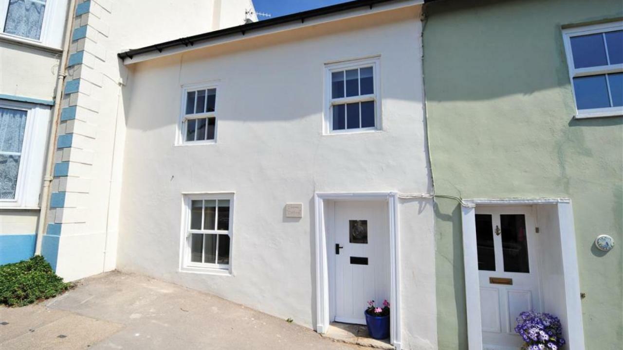 Charm Charmouth